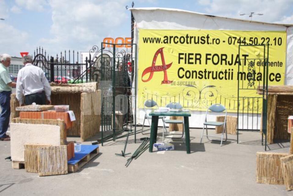 Târg: 40 de firme de construcție își expun oferta la Shopping City Suceava