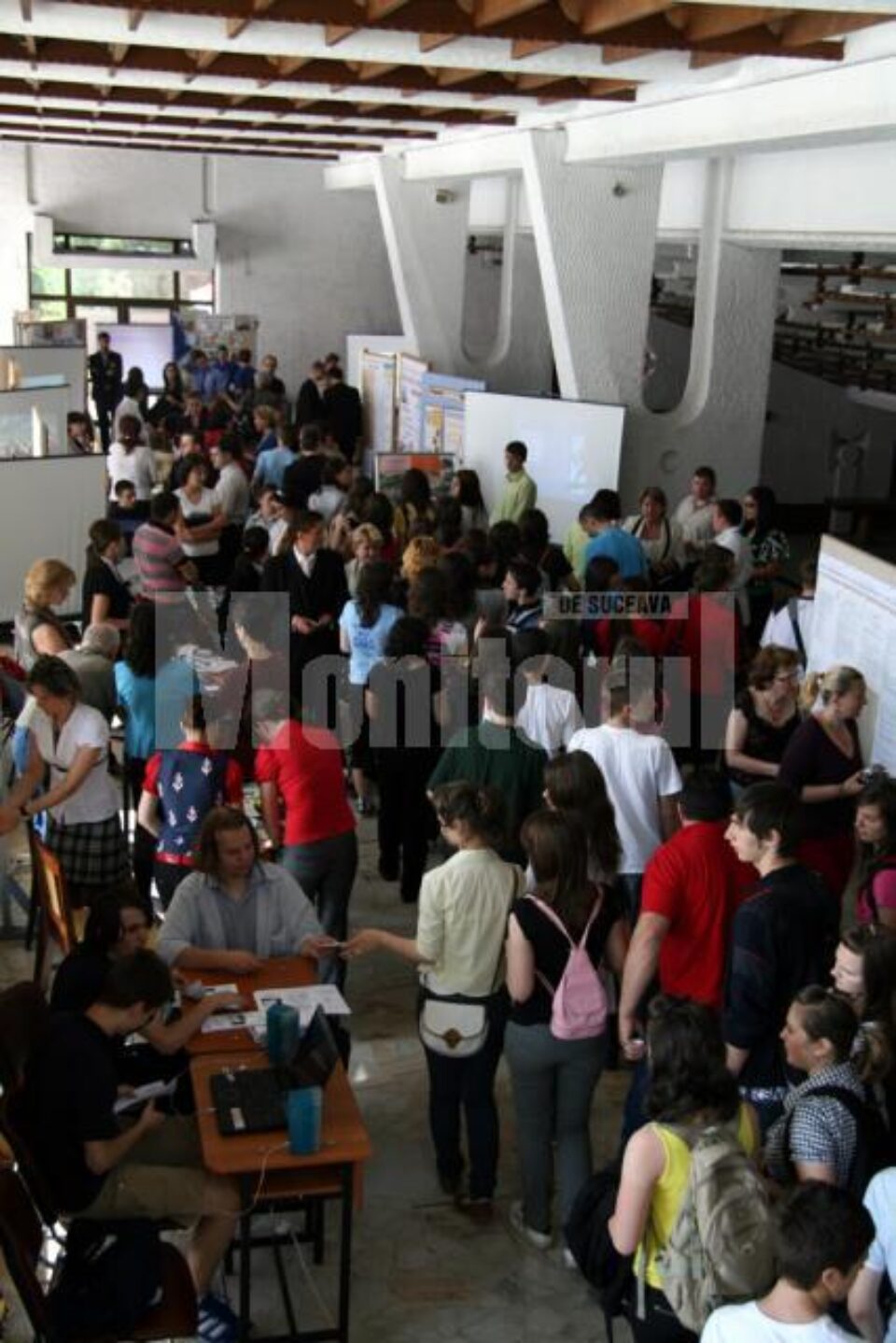 Târgul poate fi vizitat și astăzi, între orele 10:00 și 18:00