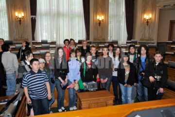 Palatul Copiilor: O alternativă de petrecere a timpului liber și de descoperire a aptitudinilor. Dându-le copiilor ocupație, violența în rândul acestora va scădea.