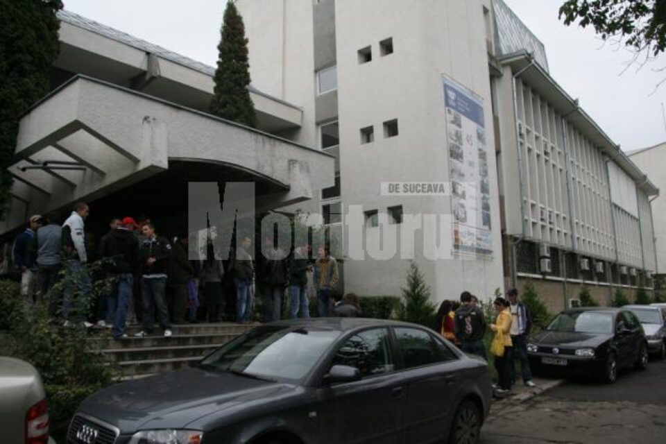 Sistemele de credite pentru studenți ar putea contribui la creșterea numărului acestora