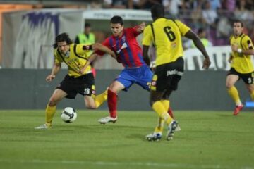 Timișoara a obținut o victorie chinuită și mai speră încă la titlu, în timp ce Steaua se îndepărtează tot mai mult de Europa Timișoara a obținut o victorie chinuită și mai speră încă la titlu, în timp ce Steaua se îndepărtează tot mai mult de Europa