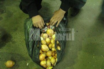 Contrabandă: Țigări în ceapă - „ultima modă” în Vama Siret