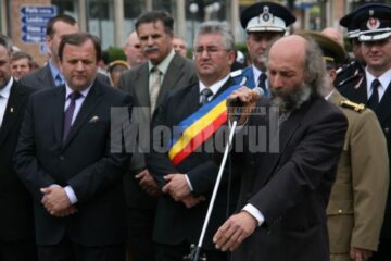 Festivitate: „Bucovina înaripată” a fost dezvelită și sfințită în centrul Sucevei