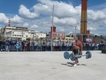 Forță și viteză: Tiruri tractate de oameni