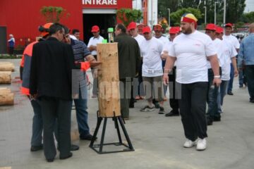 Forță și viteză: Tiruri tractate de oameni