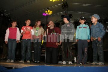 Vizită: EBA s-a întâlnit cu tinerii suceveni și a dat sfaturi politice pentru partidele din România