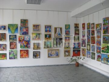 Expoziția „Universul copilăriei”