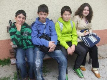 Palatul Copiilor: O alternativă de petrecere a timpului liber și de descoperire a aptitudinilor. Dându-le copiilor ocupație, violența în rândul acestora va scădea.