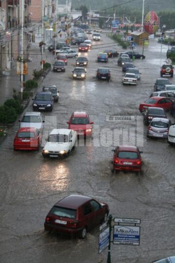 De sezon: Suceava, navigabilă