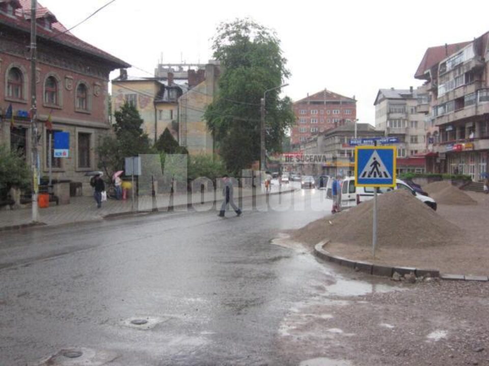 Haos în trafic la Câmpulung Moldovenesc