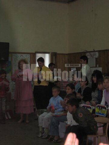 Tact pedagogic: Diplome pentru toți elevii Centrului Școlar Câmpulung