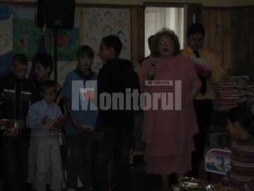 Tact pedagogic: Diplome pentru toți elevii Centrului Școlar Câmpulung