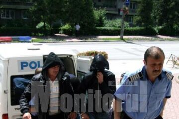 Cei trei traficanți de heroină au fost arestați preventiv