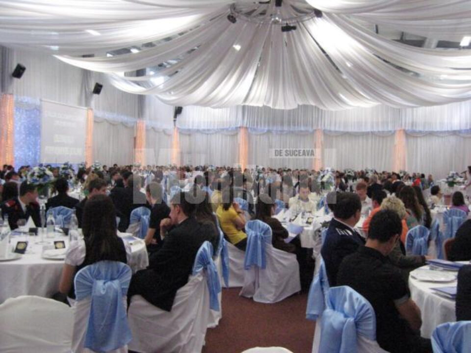 136 de elevi olimpici naționali din anul 2009, invitați la Gala olimpicilor suceveni