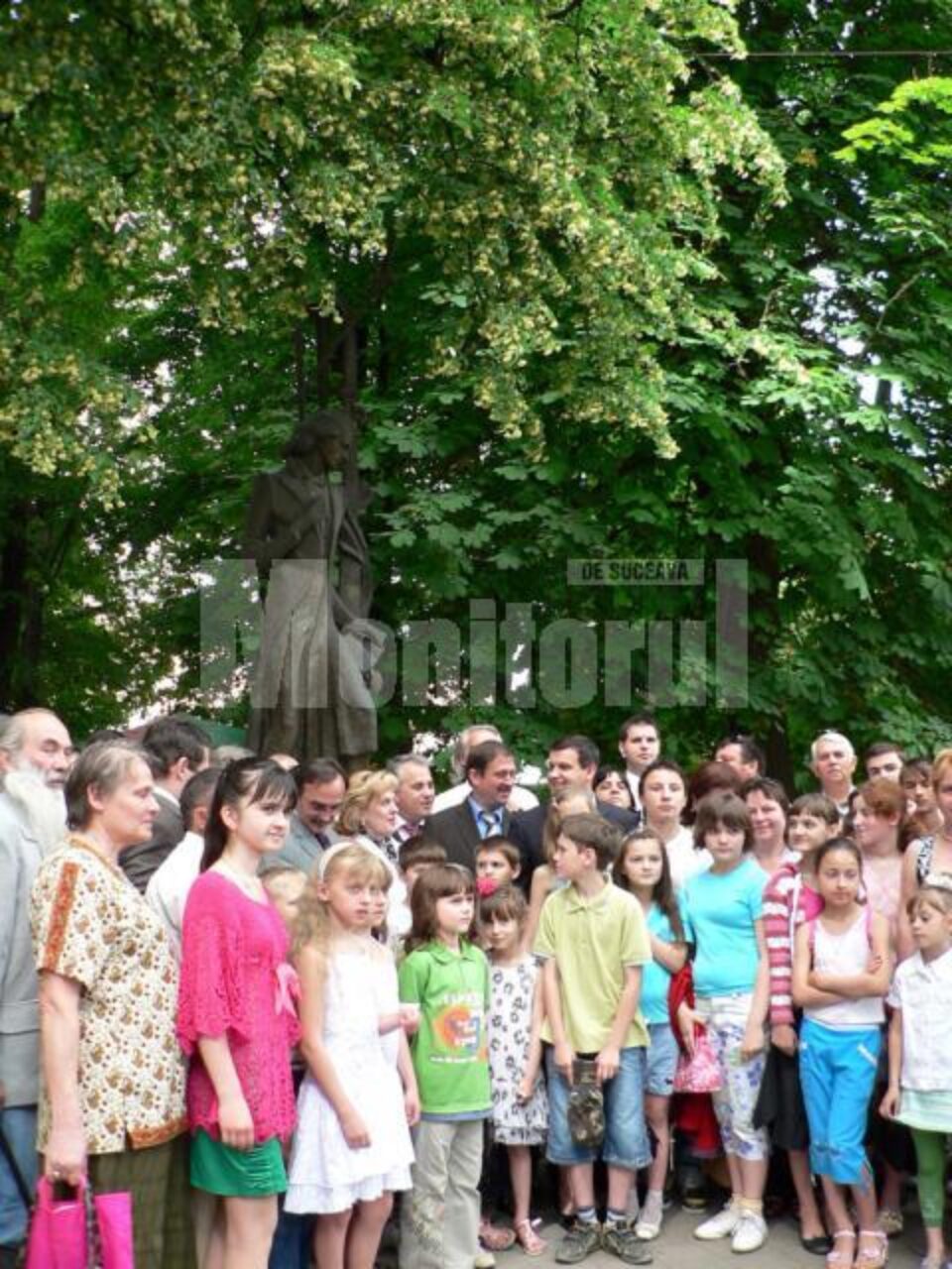 Pe 15 iunie: Eminescu, comemorat la Cernăuți