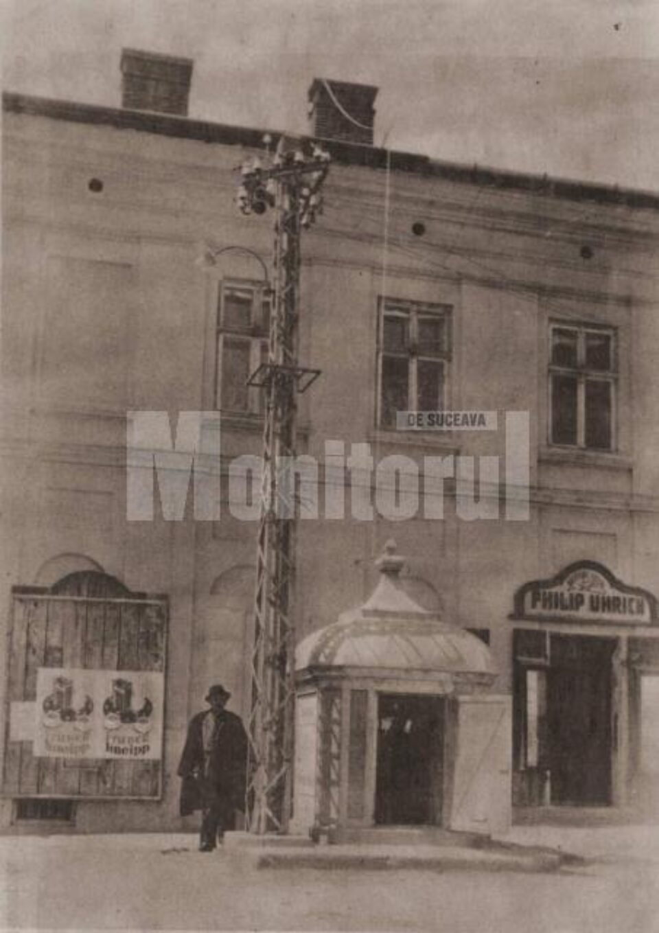 Stâlp metalic din zăbrele în Suceava anilor ’20