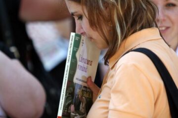 Foștii elevi de liceu povestesc că la bacalaureat au existat numeroase fraude. Foto: MEDIAFAX