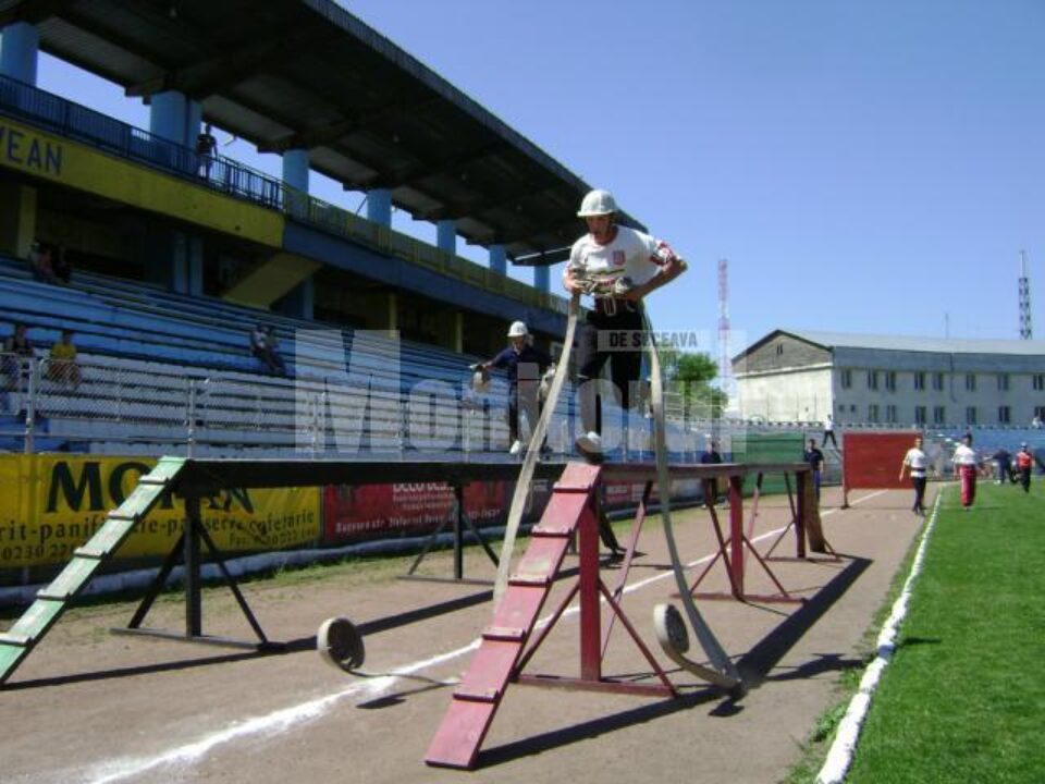 Probă din concurs, desfășurată pe stadionul Areni