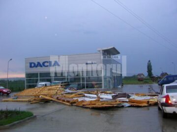 Apocalipsă: Prăpăd la Rădăuți, după o furtună de 40 de minute