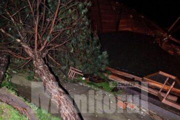 Imagini de coșmar la Rădăuți, după furtuna de marți seară