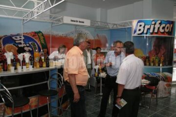 Târg: O sută de firme din Suceava și Cernăuți și-au expus produsele la Centrul Economic