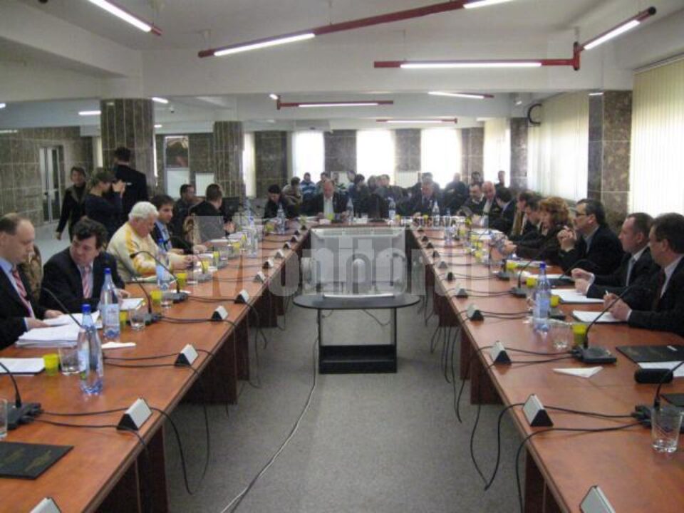 Dificultate: Investițiile Primăriei Suceava, blocate din cauza datoriilor la Termica