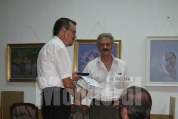 Crucea de aur, la secțiunea arte frumoase, pentru artistul plastic Anghel Vasile Siminiuc