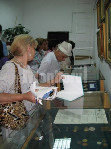Vizionarea expoziției de medalistică, numismatică și tipărituri