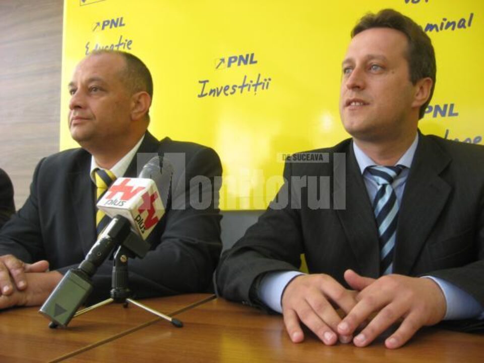 Lovit din nou: PNL strânge rândurile