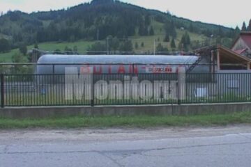 Unul dintre cele trei rezervoare de staționare a gazului petrolier lichefiant (GPL)