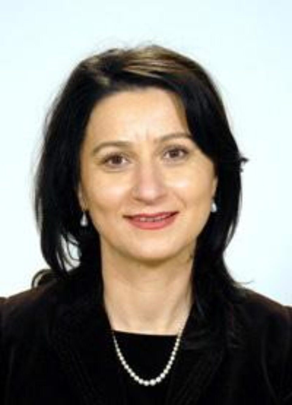 Luminița Sorina Plăcintă, noul ministrul al Tineretului și Sportului. Foto: Senatul României