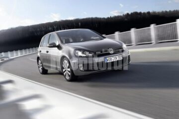 Volkswagen Golf, campion la vânzări