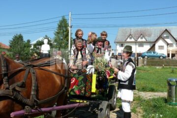 Sărbătoare la Poiana Stampei