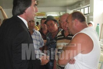 Descinderea inspectorilor DSV în Piața Mare