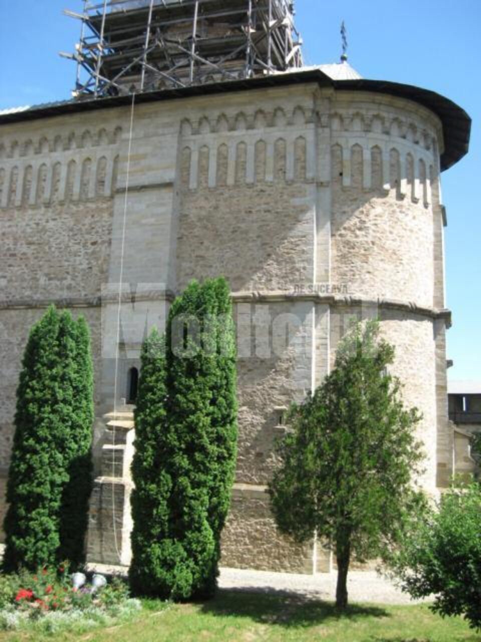 Mănăstirea Dragomirna este renumită nu doar prin vechimea sa, ci și prin eleganță și sobrietate