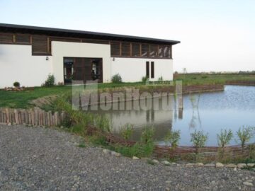 Iazul din fața Hanului Voievozilor