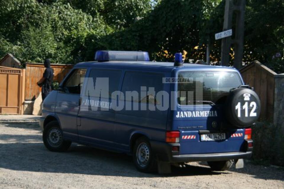 I-au prins!: Valutiștii suceveni, jefuiți de o grupare de tip mafiot