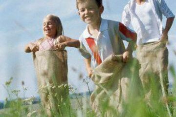 Copiii activi în timpul zilei adorm mai repede seara. Foto: ZEFA