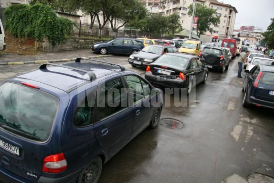 În ritm de melc: Infernul s-a mutat pe străzile Sucevei