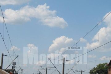 Încărcătura de fier vechi din vagoane nu era asigurată cu plasă din sârmă