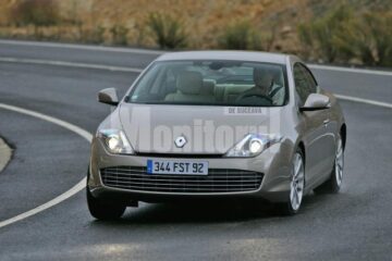 Renault Laguna Coupe