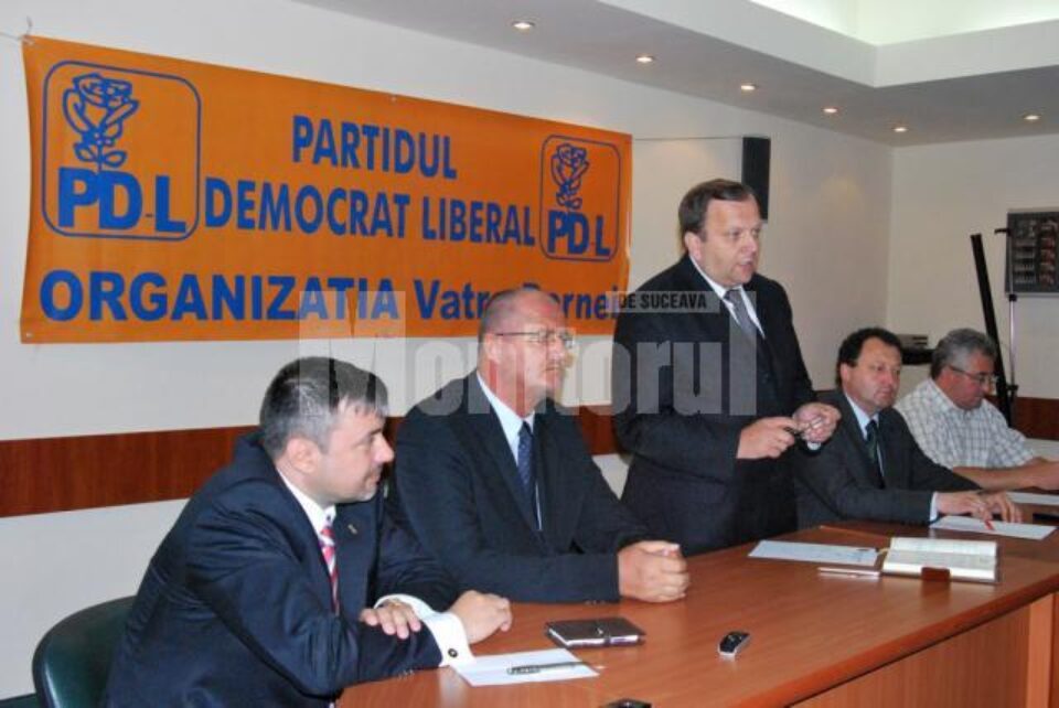 Ultimatum: PD-L Suceava l-a mandatat pe Flutur să ceară trimiterea acasă a PSD, „dacă nu-și vede de treabă”