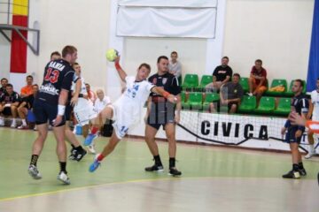 Handbal: Universitatea a câștigat trofeul memorial „Mihai Mironiuc”