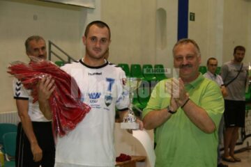 Handbal: Universitatea a câștigat trofeul memorial „Mihai Mironiuc”