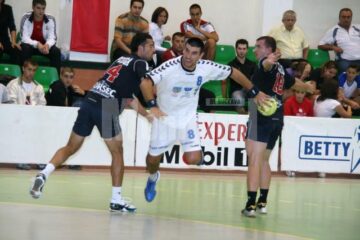 Handbal: Universitatea a câștigat trofeul memorial „Mihai Mironiuc”