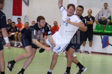 Pivotul Ion Tcaciuc s-a descurcat bine în atacul Universității