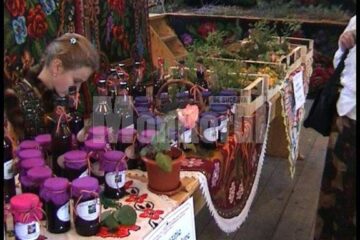 5- 6 septembrie: Festivalul Fructelor de Pădure, la Coșna