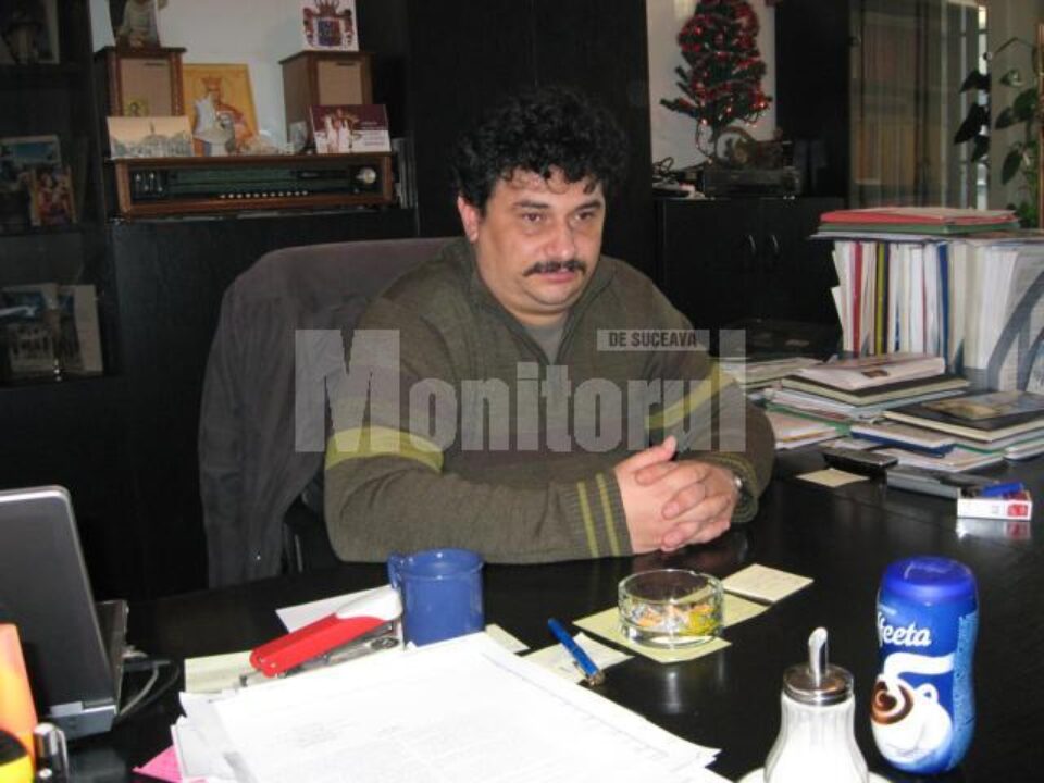 Directorul Complexului Muzeal Bucovina, Emil Ursu