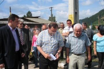 Președintele Consiliului Județean Suceava, Gheorghe Flutur, a fost prezent la începerea lucrărilor