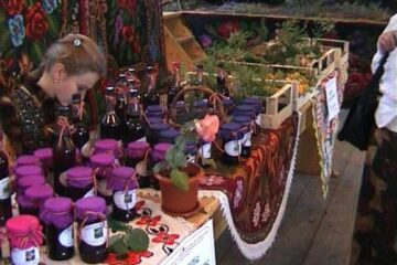 5- 6 septembrie: Festivalul Fructelor de Pădure, la Coșna